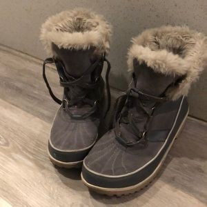 Sorel women’s boots *sale price listed*